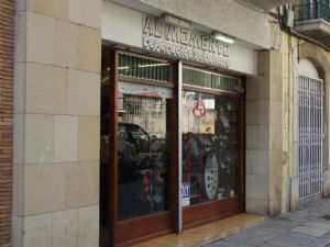 Servicios Reparacin de calzado - AL MOMENTO REPARACIN DE CALZADO